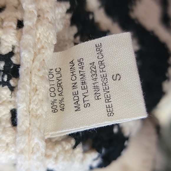 ILLA ILLA Cream Black Crochet Knit Collared V-Neck Short Sleeve Cardigan Sweater - Picture 6 of 12